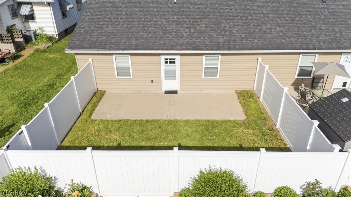 416A Elm Street Belpre OH 45714