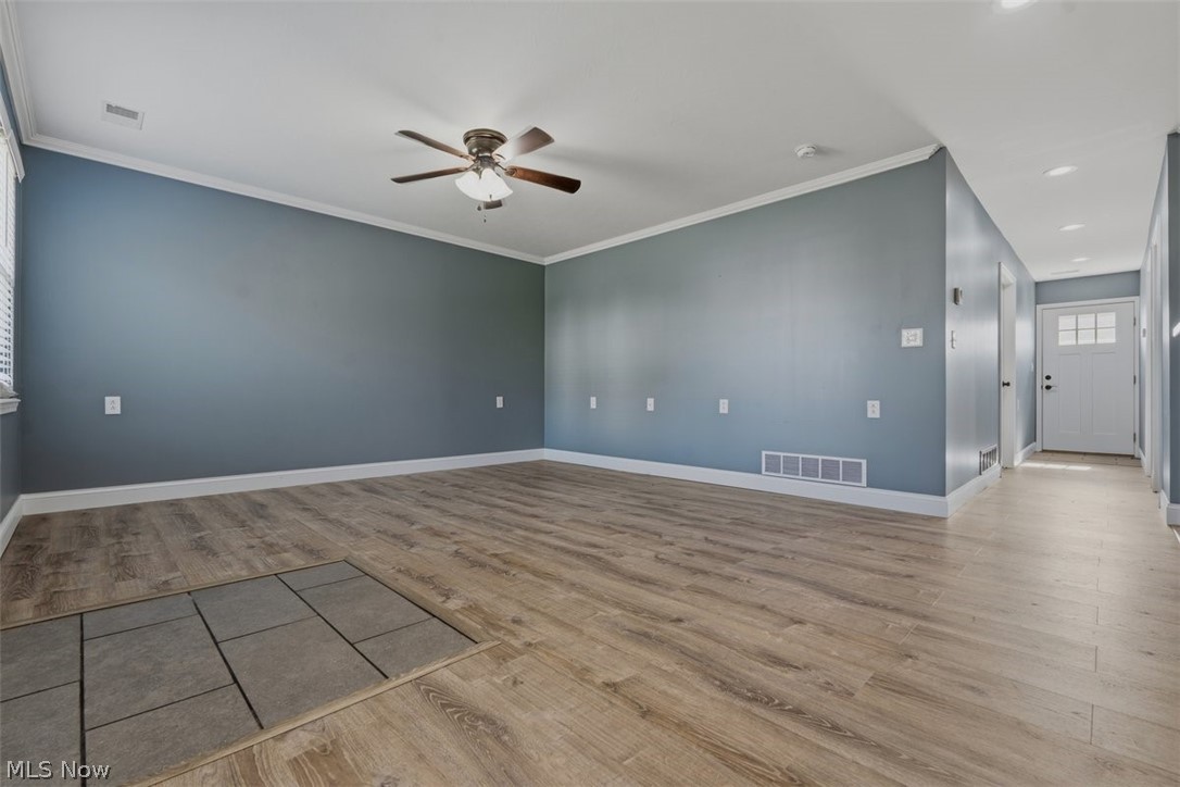 416A Elm Street Belpre OH 45714