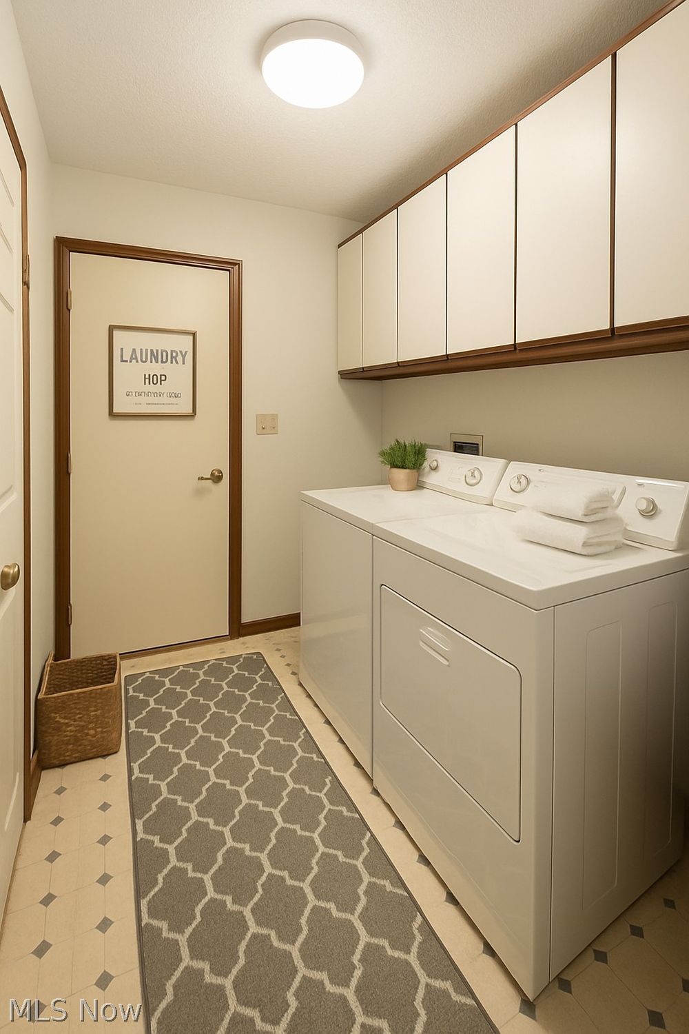 6684 Hidden Lake Trail Brecksville OH 44141