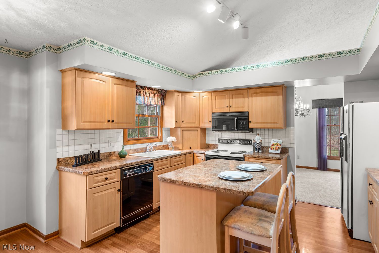 6684 Hidden Lake Trail Brecksville OH 44141