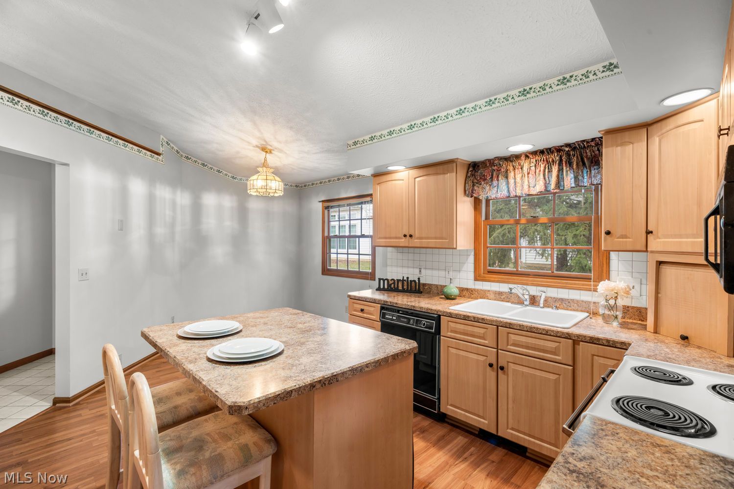 6684 Hidden Lake Trail Brecksville OH 44141