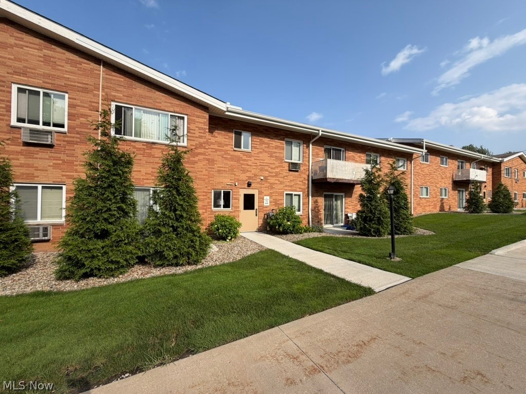 441 Tollis Parkway Broadview Heights OH 44147