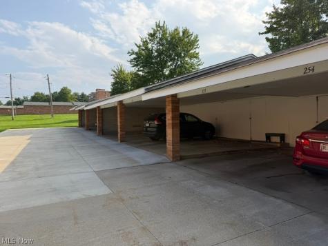 441 Tollis Parkway Broadview Heights OH 44147
