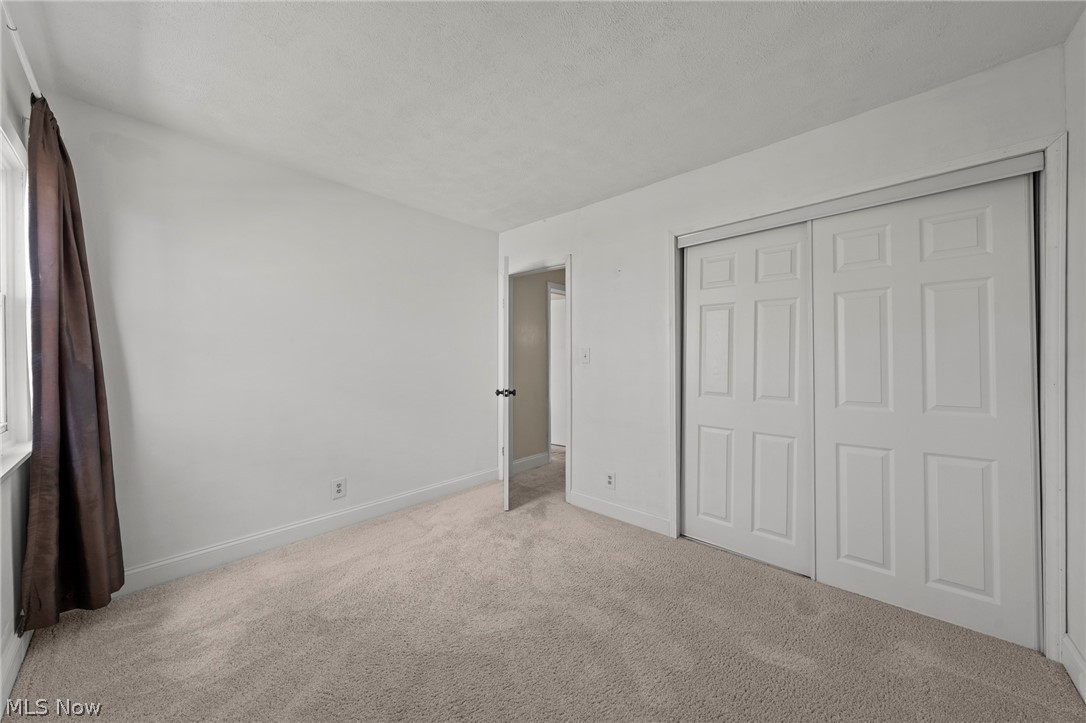 2542 Royal County Down Uniontown OH 44685