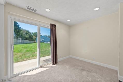 2542 Royal County Down Uniontown OH 44685