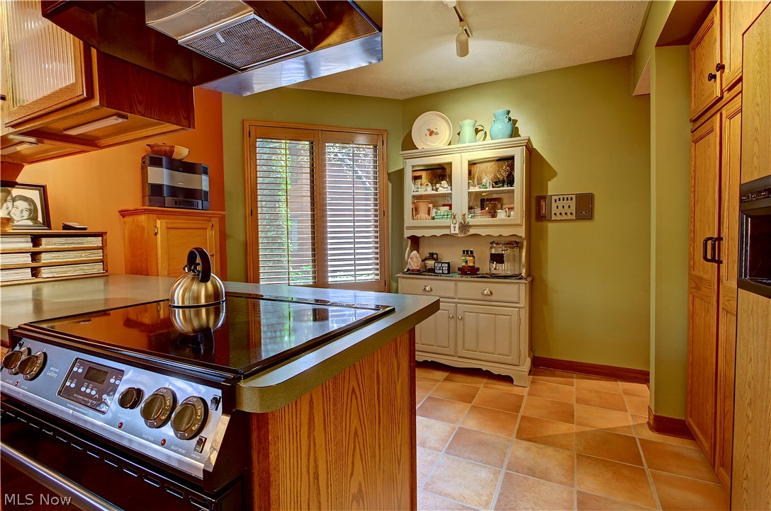 30105 Center Ridge Road Westlake OH 44145