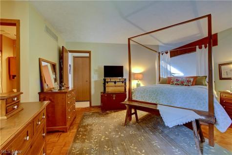 30105 Center Ridge Road Westlake OH 44145