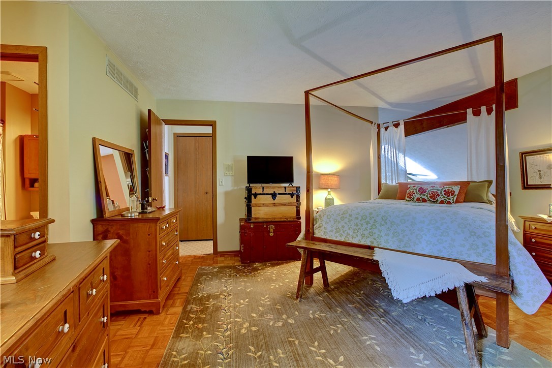 30105 Center Ridge Road Westlake OH 44145