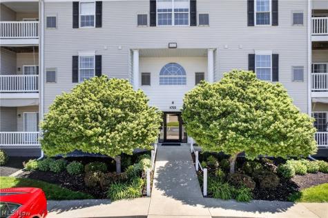 4703 Hills And Dales Road NW Canton OH 44708