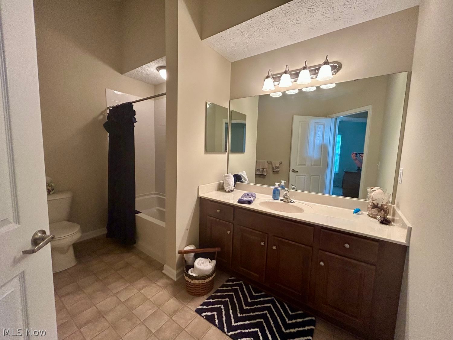 390 Quarry Lakes Drive Amherst OH 44001