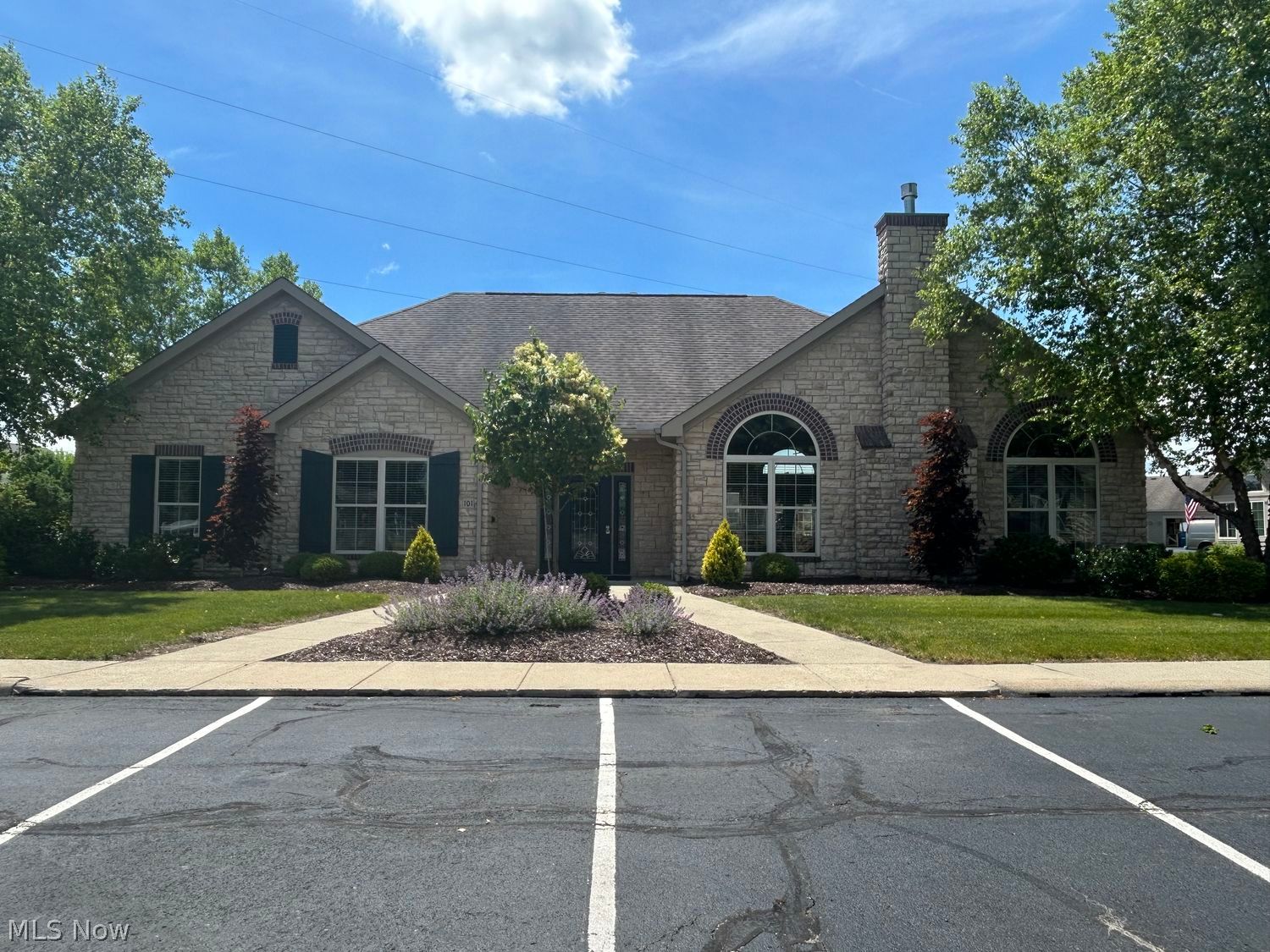 390 Quarry Lakes Drive Amherst OH 44001