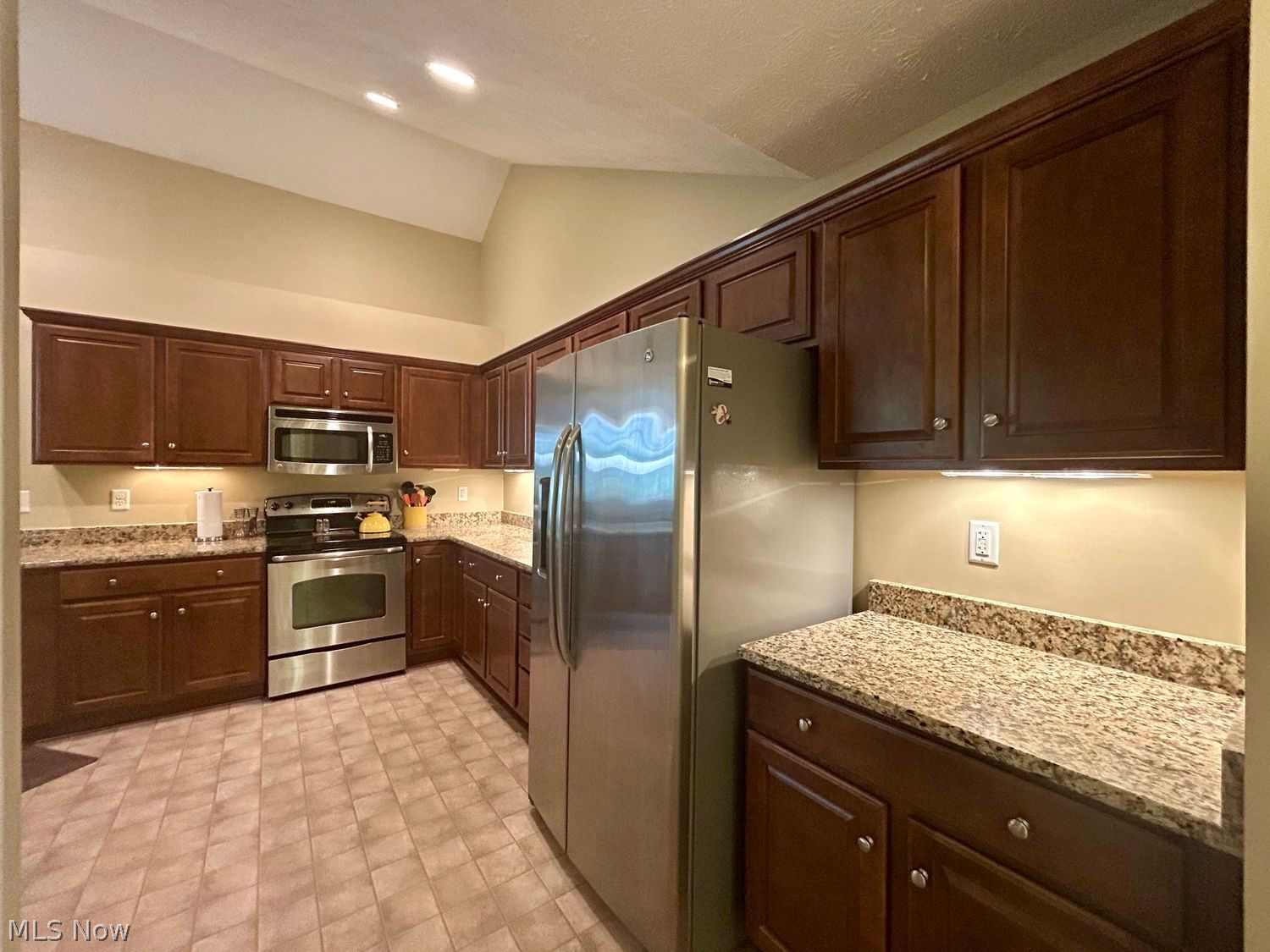 390 Quarry Lakes Drive Amherst OH 44001
