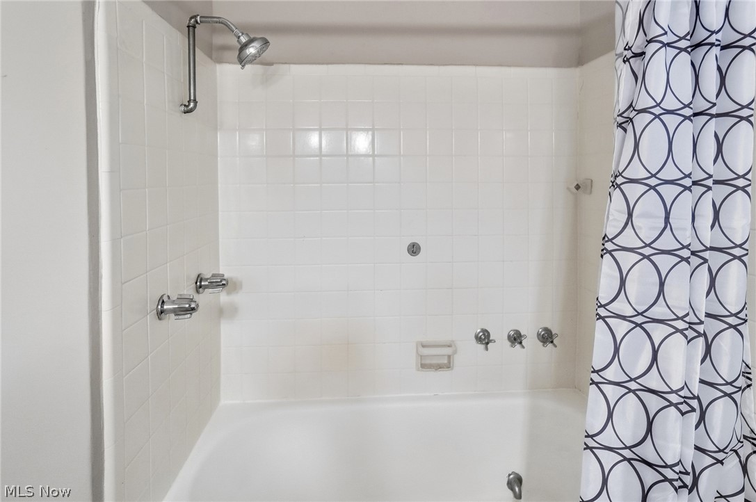 2685 Euclid Heights Boulevard Cleveland Heights OH 44106