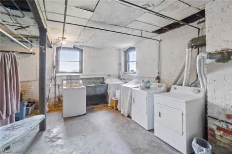 2685 Euclid Heights Boulevard Cleveland Heights OH 44106