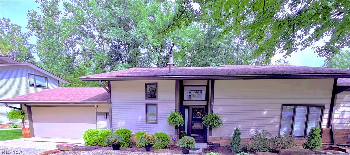7019 Windward Hills Drive Brecksville OH 44141