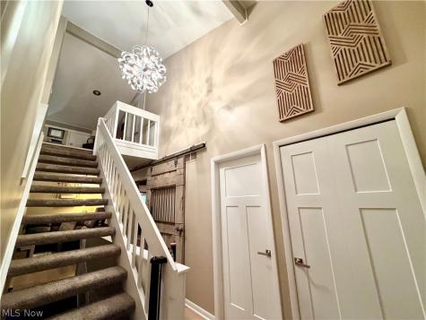 7019 Windward Hills Drive Brecksville OH 44141