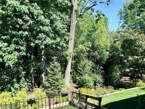 7019 Windward Hills Drive Brecksville OH 44141