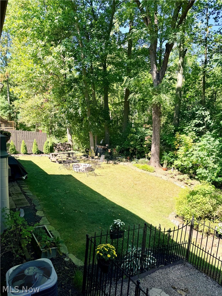 7019 Windward Hills Drive Brecksville OH 44141