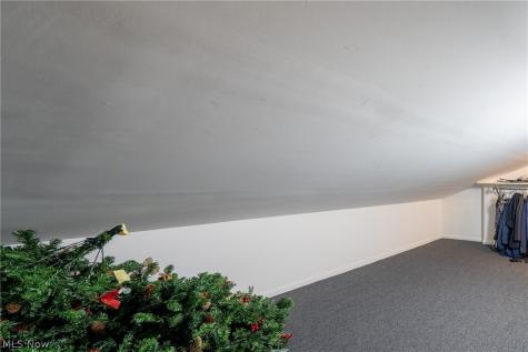 7019 Windward Hills Drive Brecksville OH 44141