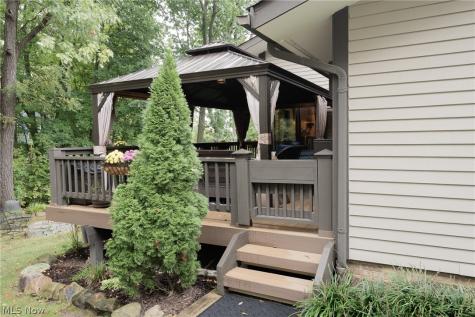 7019 Windward Hills Drive Brecksville OH 44141