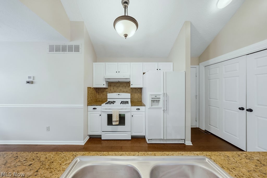 1310 Buckboard Lane Broadview Heights OH 44147