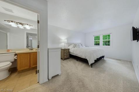 1310 Buckboard Lane Broadview Heights OH 44147