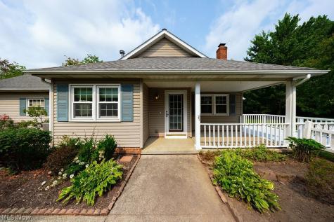 1310 Buckboard Lane Broadview Heights OH 44147