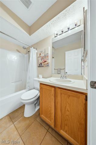 1310 Buckboard Lane Broadview Heights OH 44147