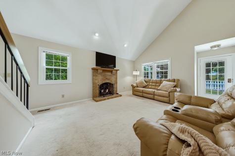 1310 Buckboard Lane Broadview Heights OH 44147