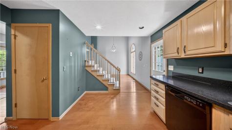 20745 Sun Meadow Trail Strongsville OH 44149