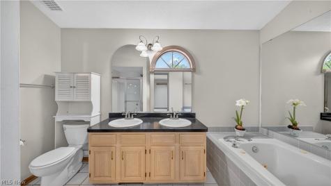 20745 Sun Meadow Trail Strongsville OH 44149