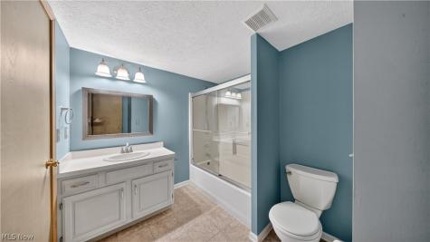 20745 Sun Meadow Trail Strongsville OH 44149
