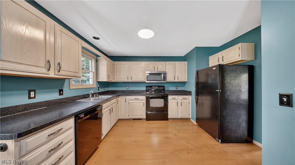 20745 Sun Meadow Trail Strongsville OH 44149