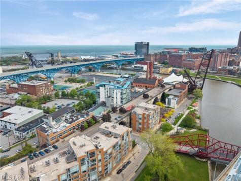 1237 Washington Avenue Cleveland OH 44113