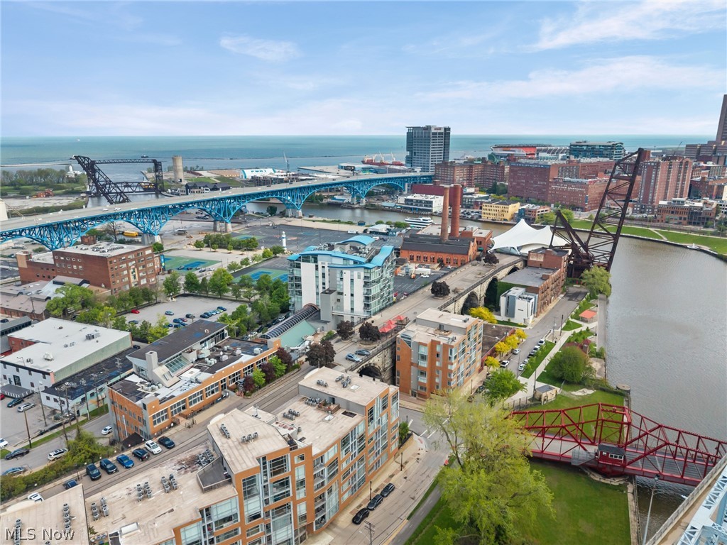 1237 Washington Avenue Cleveland OH 44113