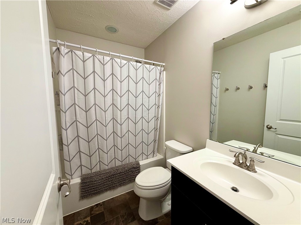 9901 Gabriels Way Mentor OH 44060