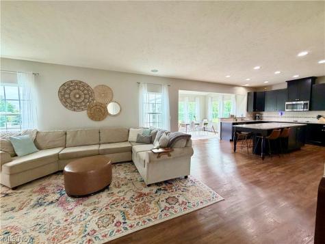 9901 Gabriels Way Mentor OH 44060