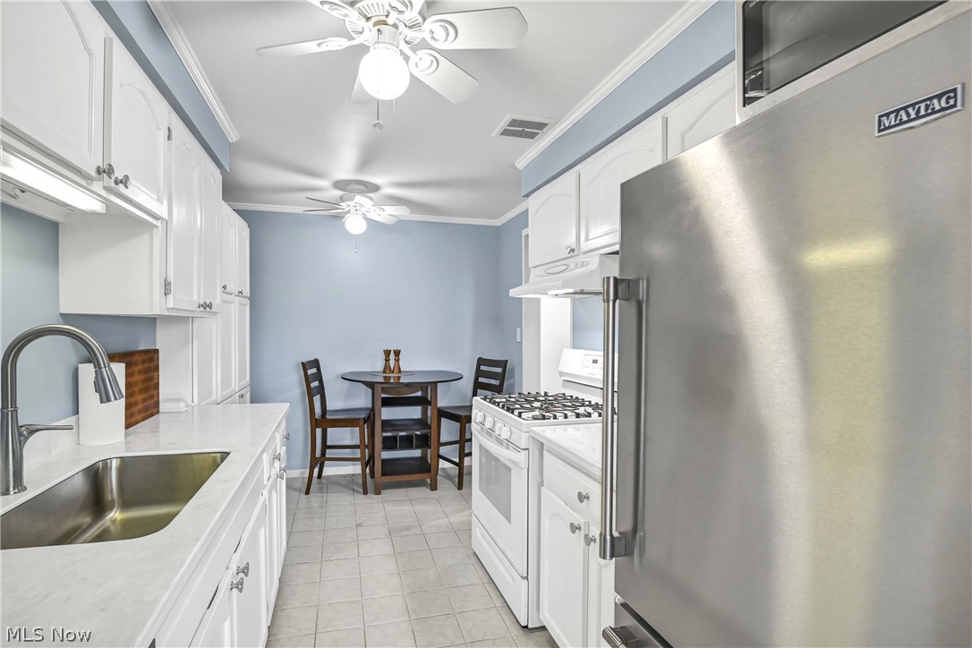 12900 Lake Avenue Lakewood OH 44107