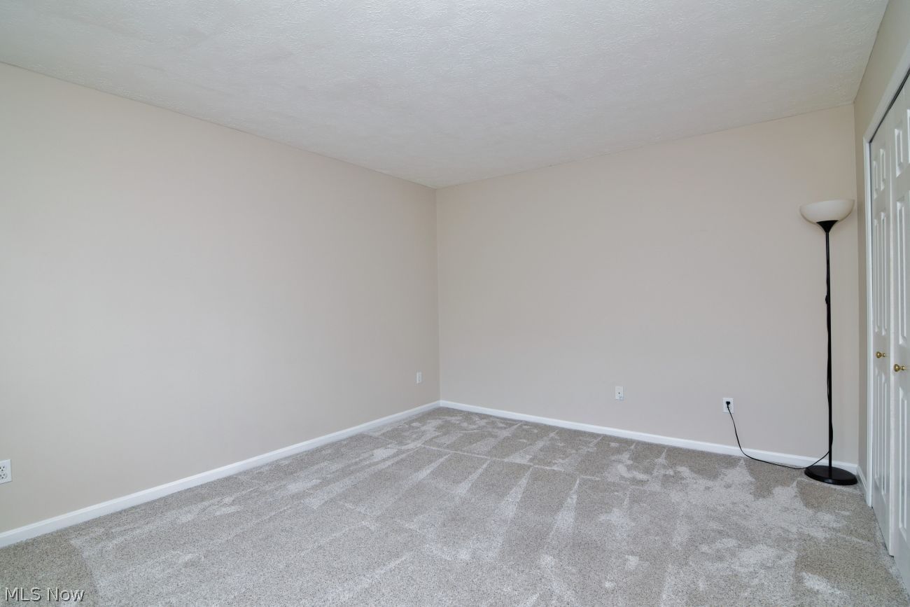 8709 Elmdale Macedonia OH 44056