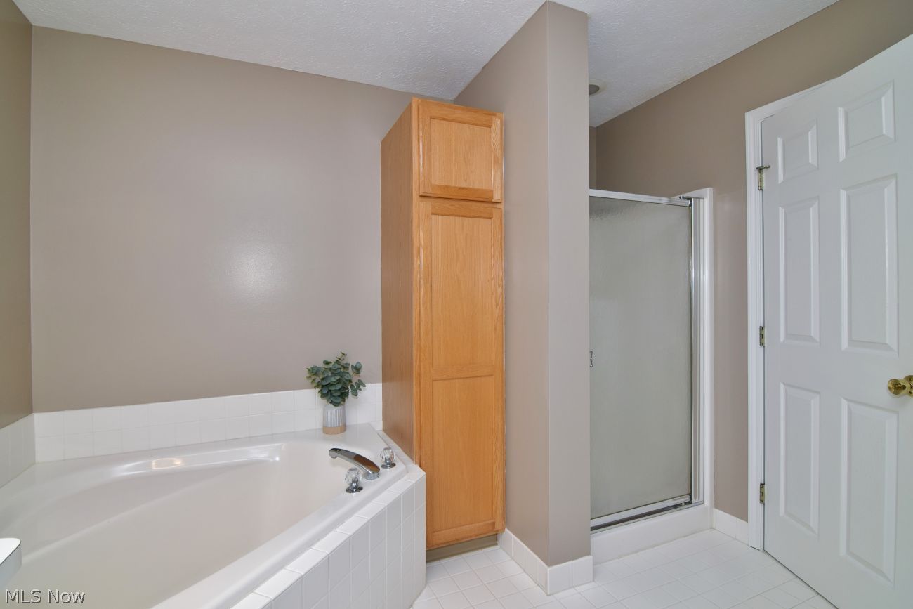 8709 Elmdale Macedonia OH 44056