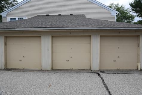 2786 Mull Avenue Copley OH 44321