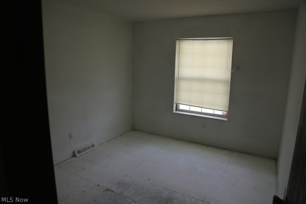 2786 Mull Avenue Copley OH 44321