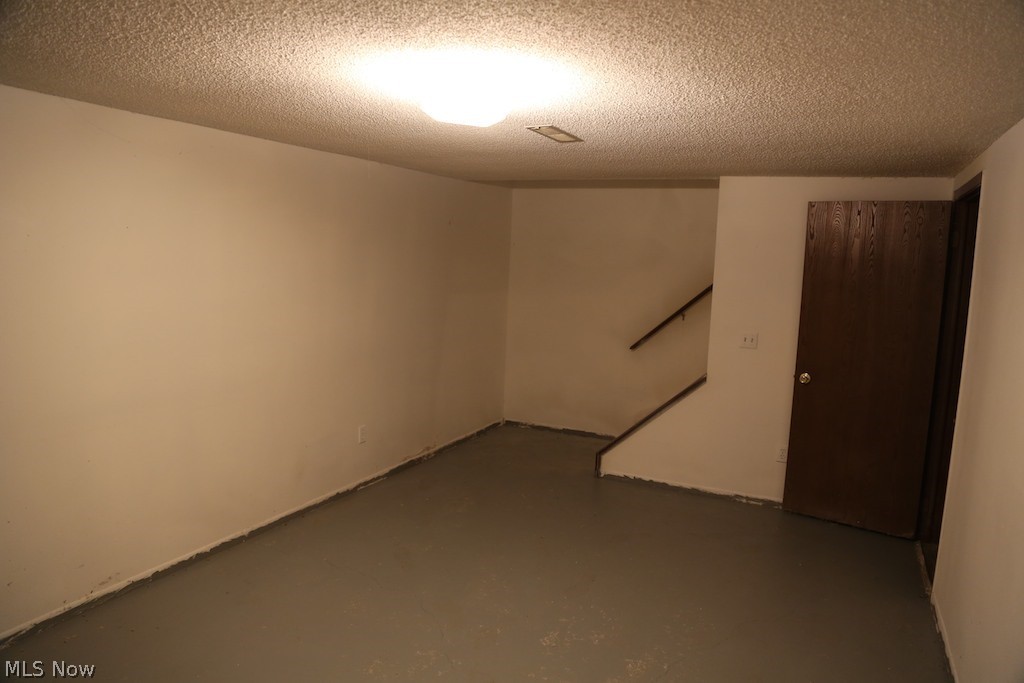 2786 Mull Avenue Copley OH 44321