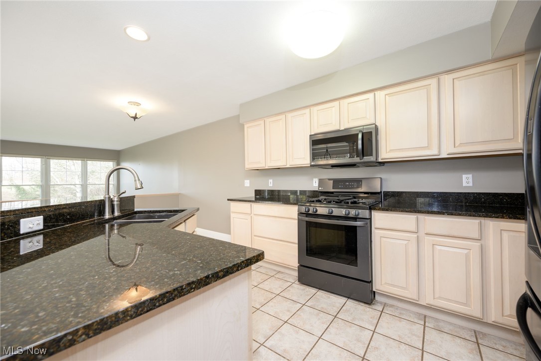 2975 Waterford Drive Twinsburg OH 44087