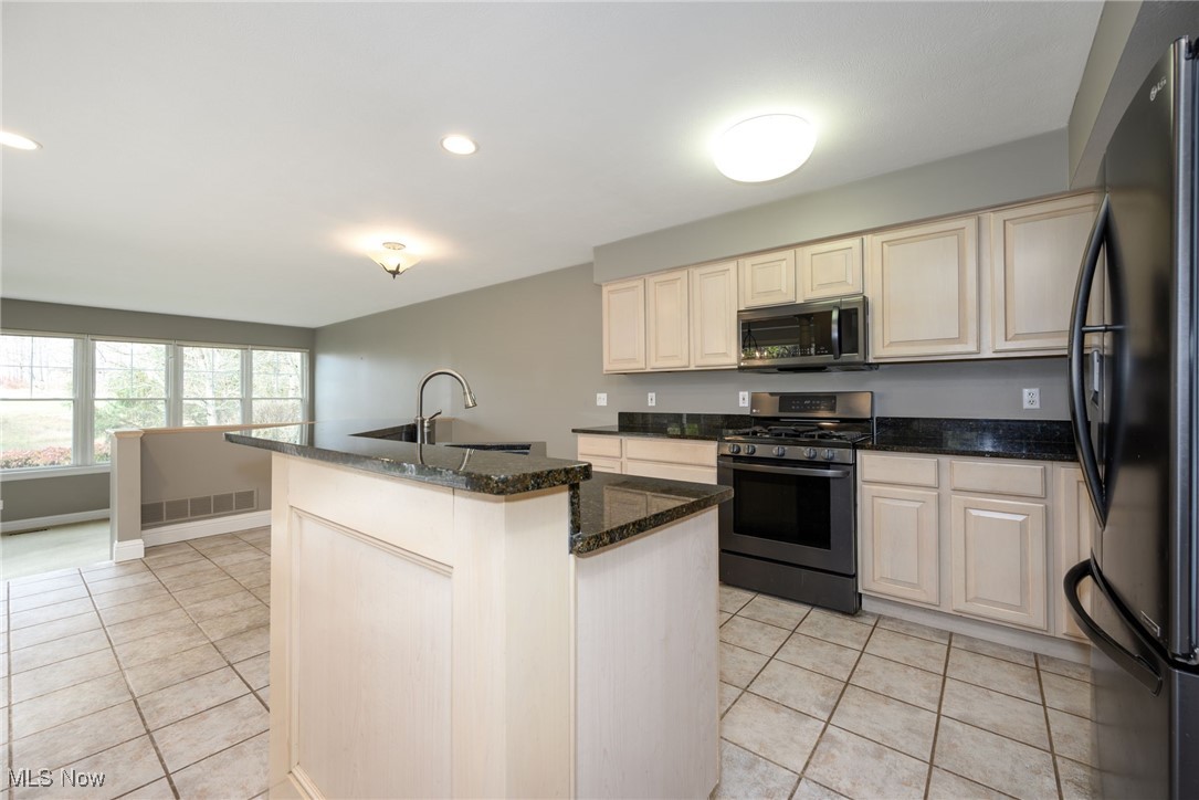2975 Waterford Drive Twinsburg OH 44087