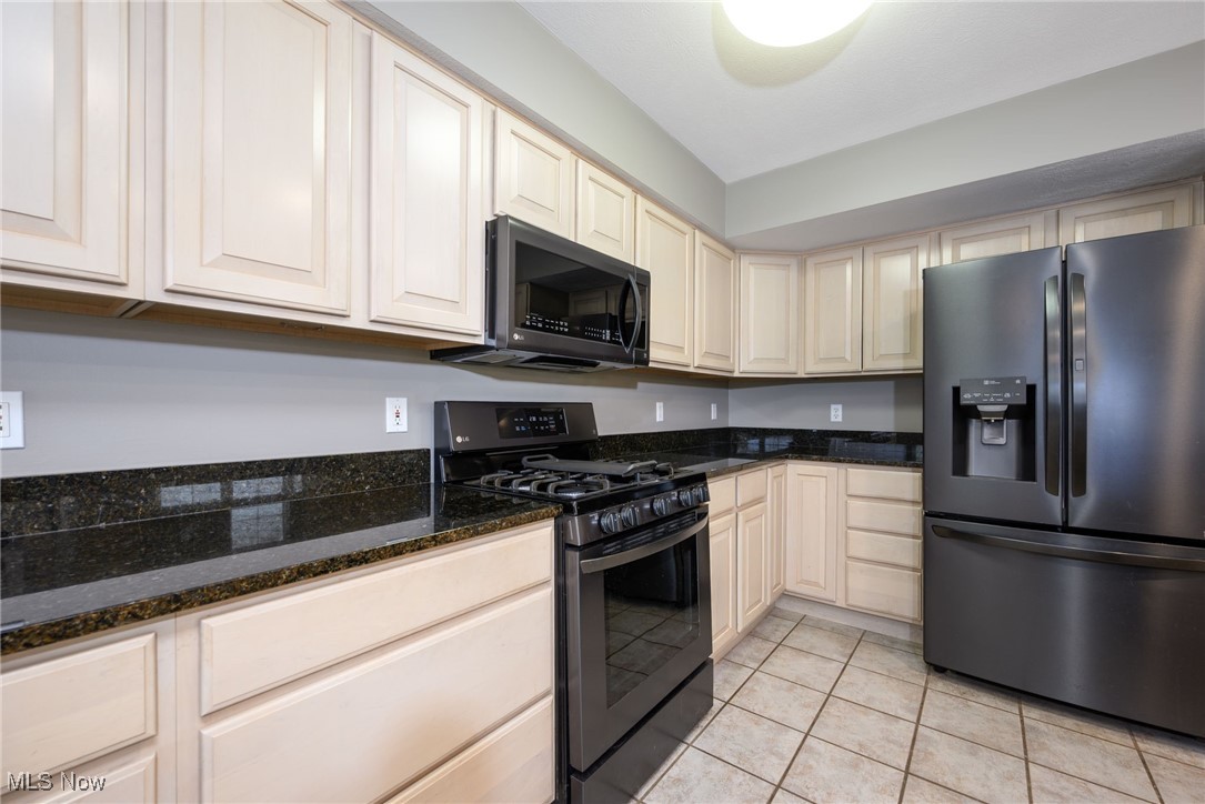 2975 Waterford Drive Twinsburg OH 44087