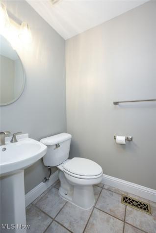 2975 Waterford Drive Twinsburg OH 44087