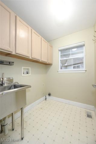 2975 Waterford Drive Twinsburg OH 44087