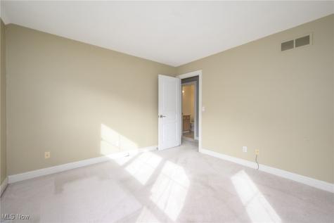 2975 Waterford Drive Twinsburg OH 44087