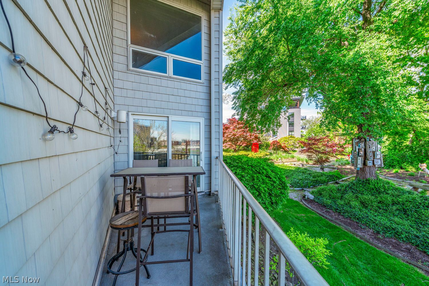 1900 Grove Court Cleveland OH 44113